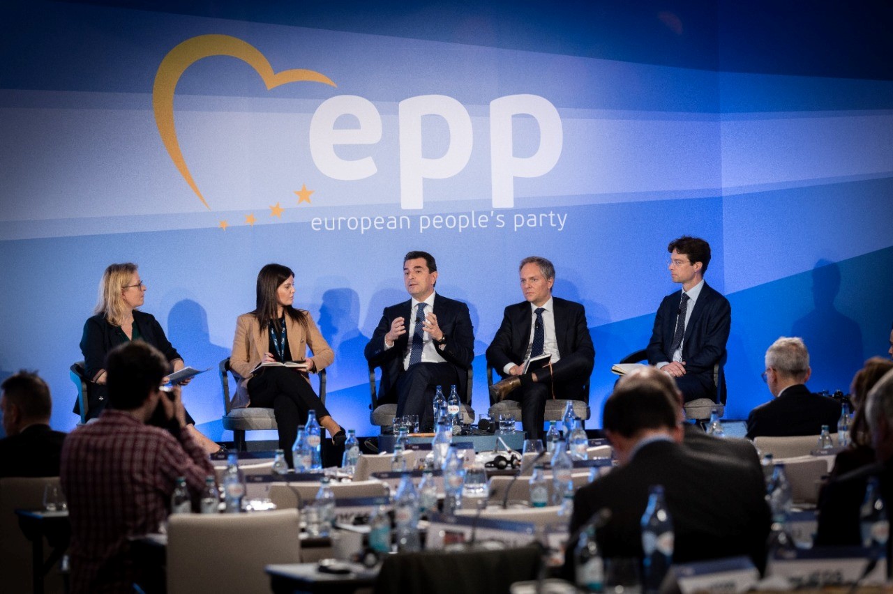 Η Ελλάδα πρωτοπόρα στην πράσινη μετάβαση